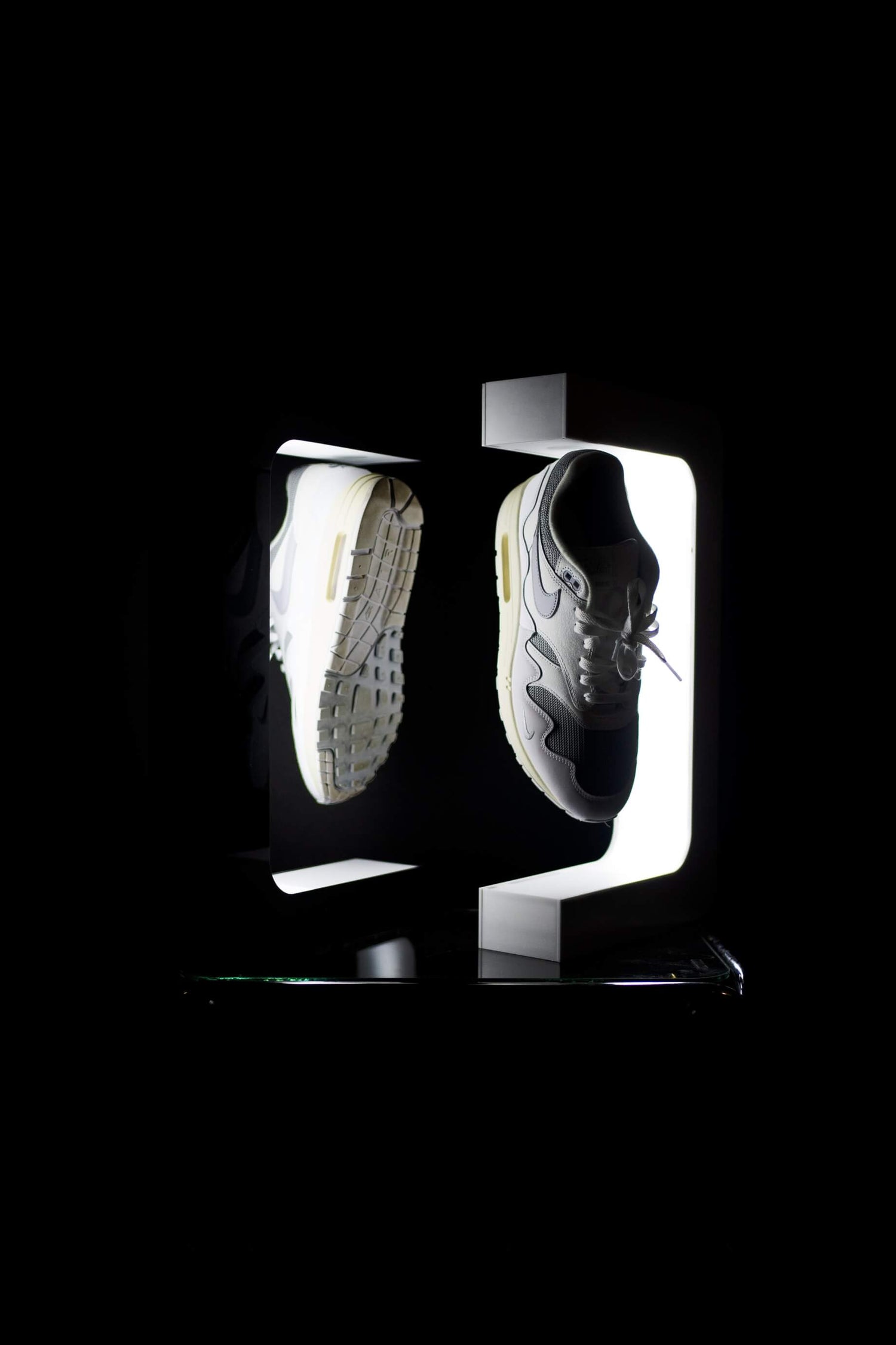 New small levitating sneaker stand with LED lights